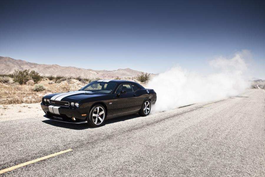  Dodge Challenger SRT8 392 2012 года  (фото 11 из 40)